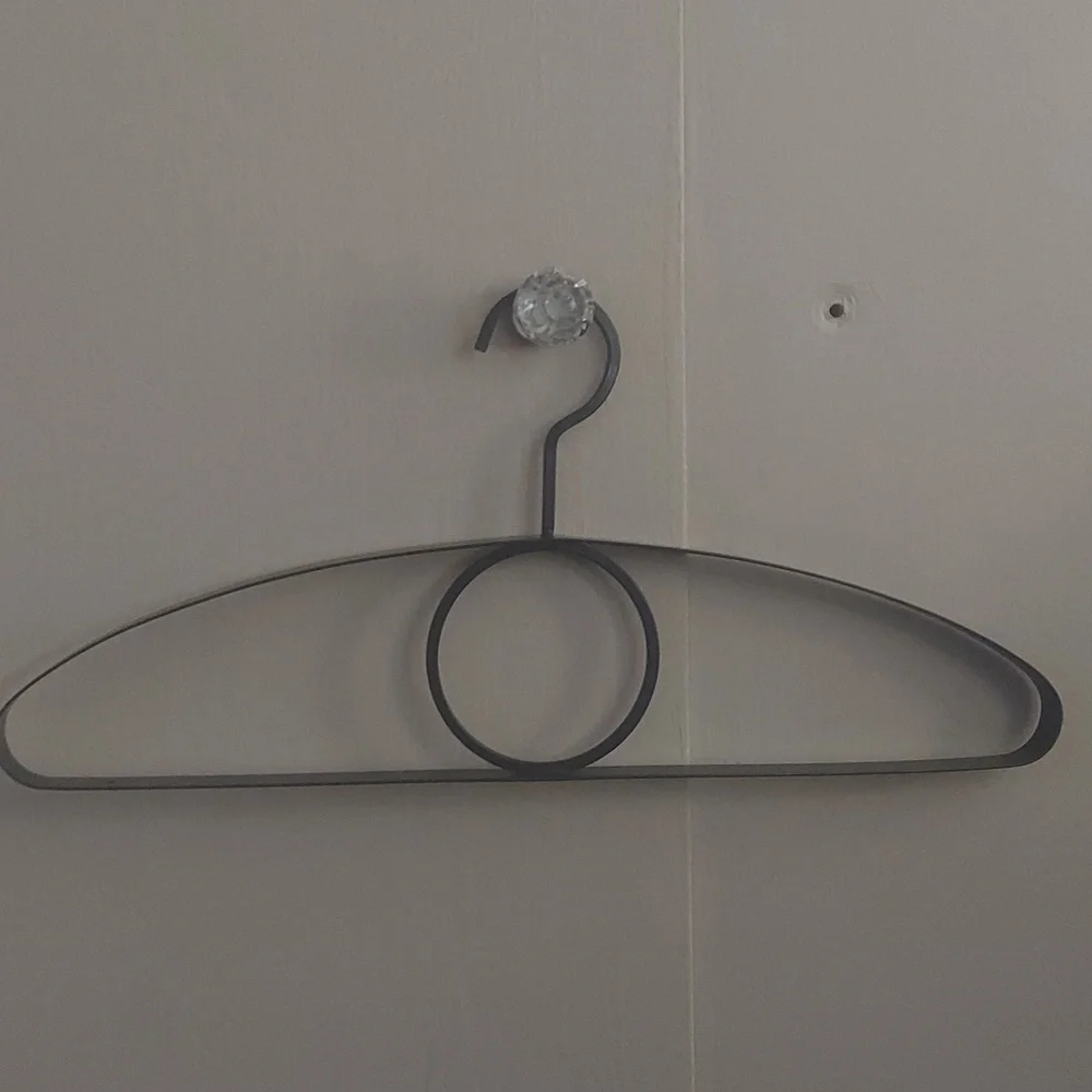 6 Pc European Black Metal Steel Clothes Coat Sturdy Accessories Hanger Set